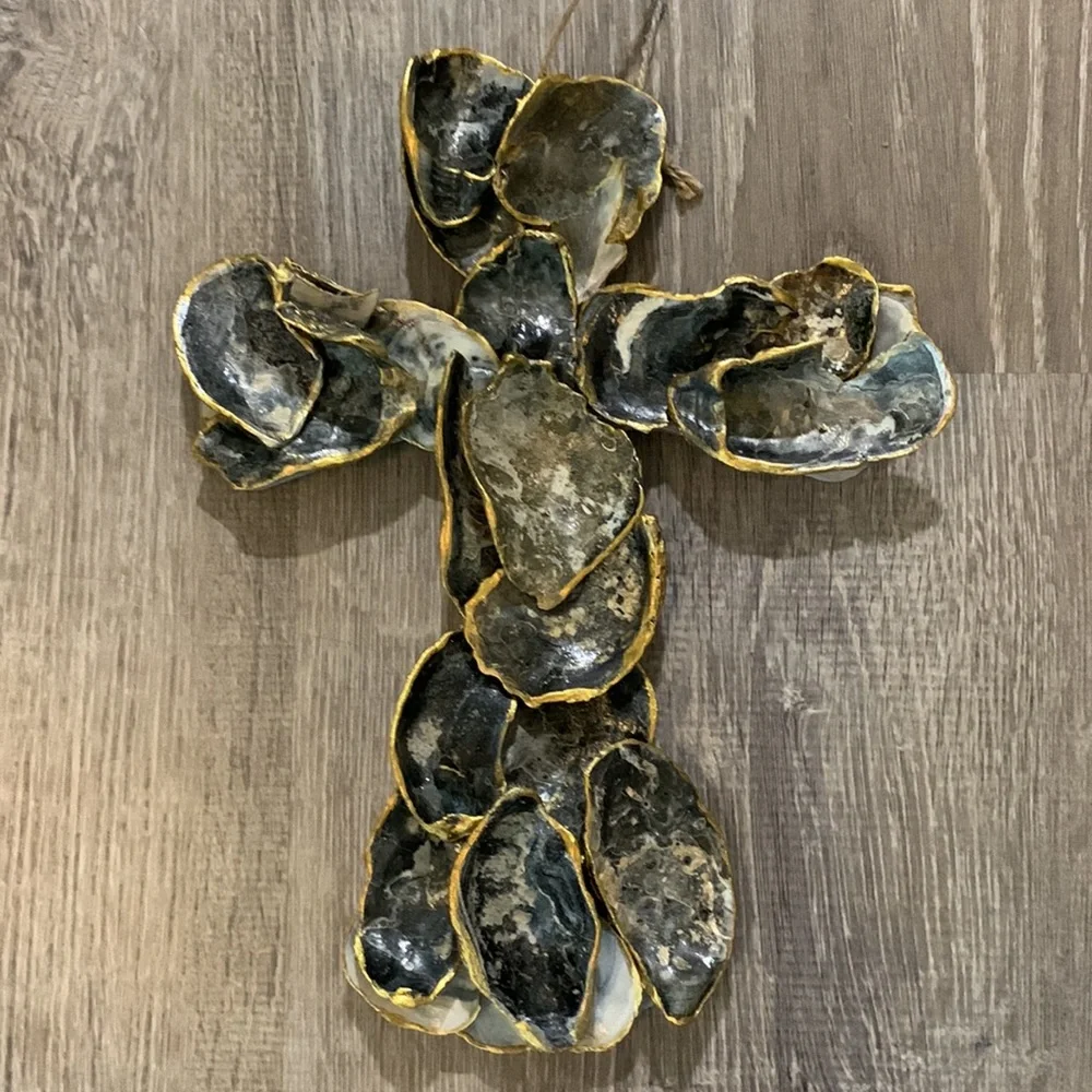Handmade Shell Cross - Picture 1 of 17